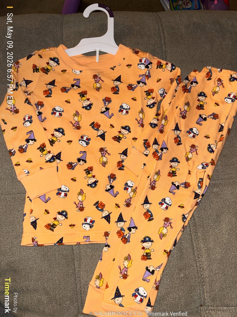 Janie and Jack Orange PJ’s Peanuts Halloween Print Top & Pants 2T